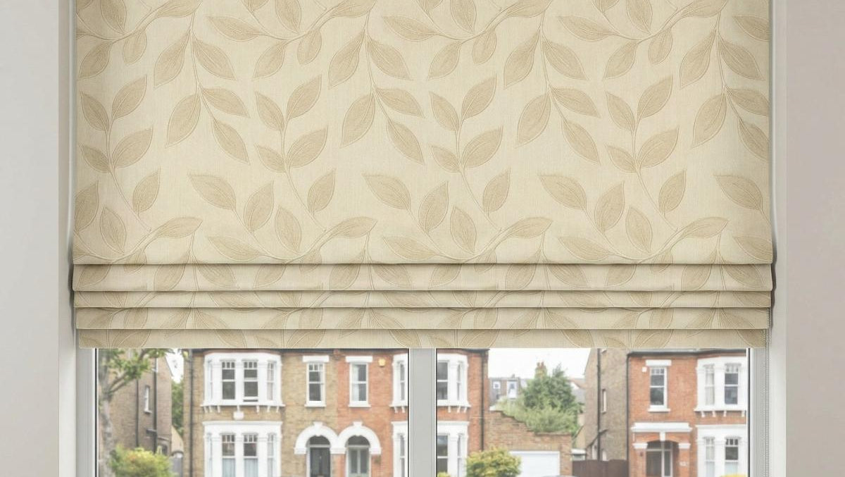 Sardinia Made to Measure Roman Blind Silk