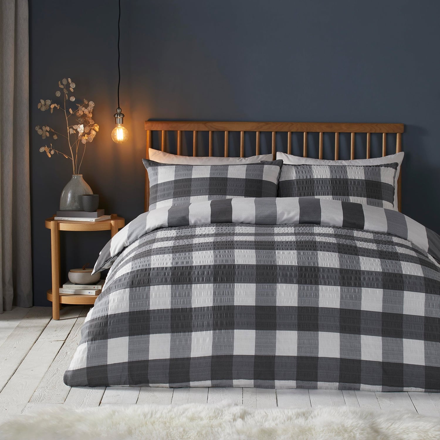 Seersucker Gingham Easy Care Polycotton Duvet Cover Set