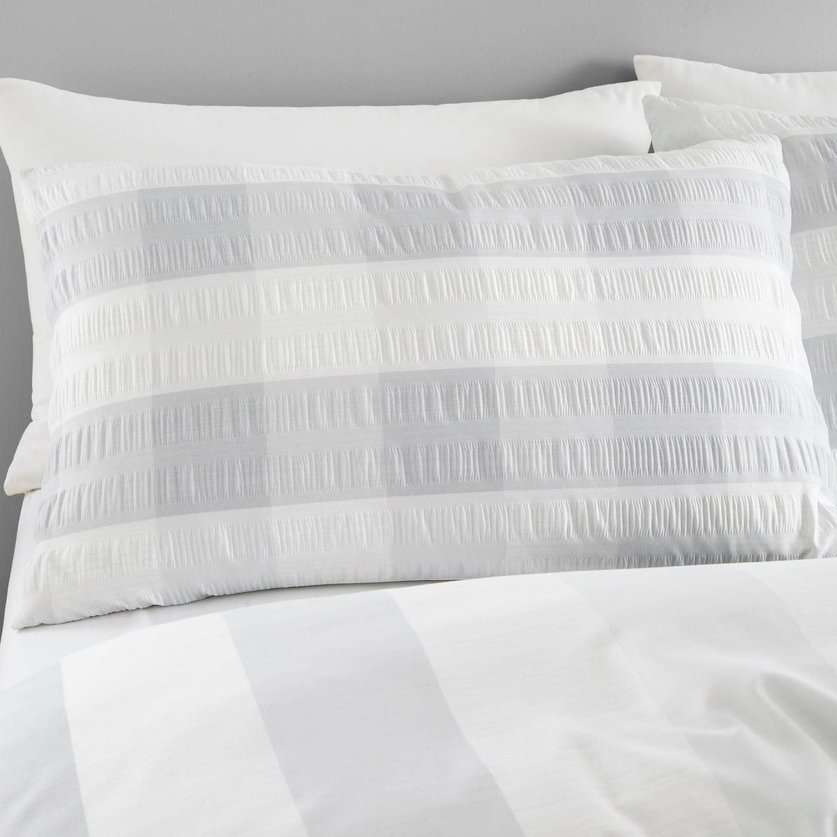 Seersucker Gingham Easy Care Polycotton Duvet Cover Set - Seersucker Gingham Duvet Cover Set In Silver 2