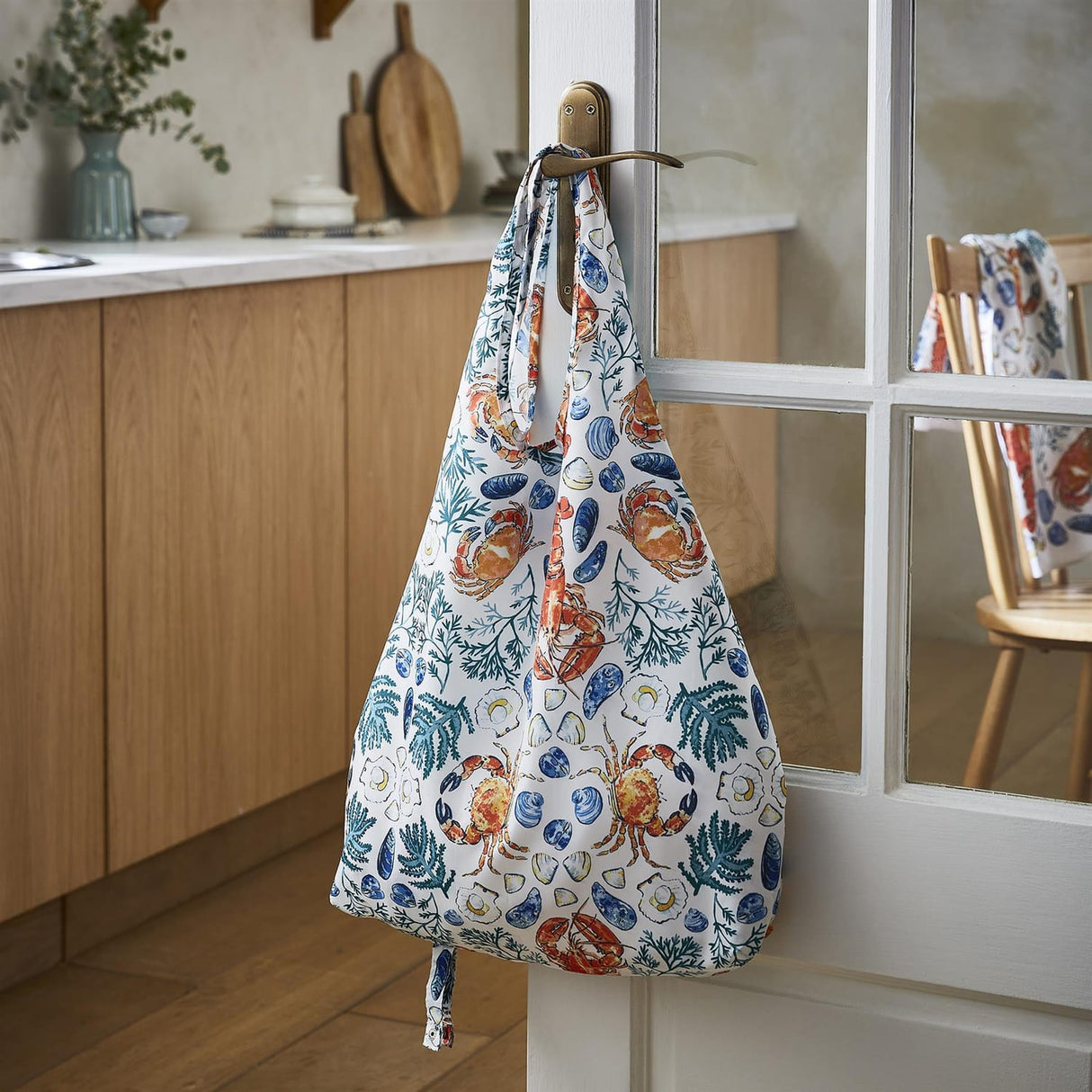 Ulster Weavers Shellfish Packable Shopping Bag - Shellfish Foldable Tote Bag Medium In Green 3