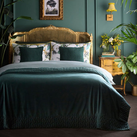 Laurence Llewelyn-Bowen Siena Luxury Bedspread 150cm x 220cm - Siena Bedspread In Bottle Green 150 X 220Cm 3
