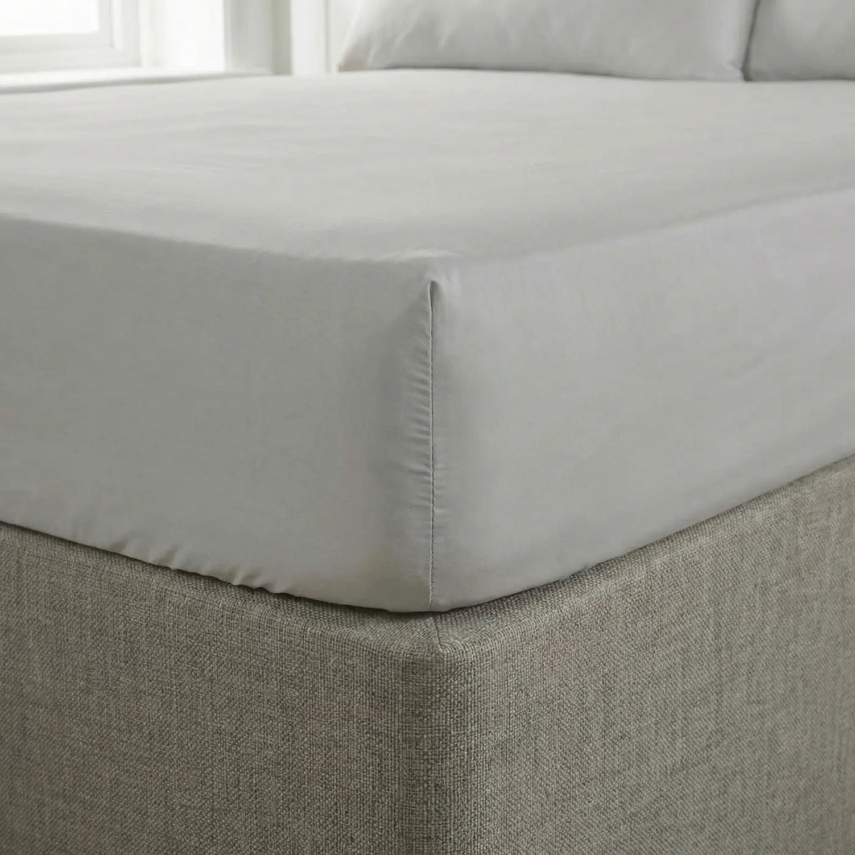 So Soft Microfibre Fitted Sheet 30cm Deep 4