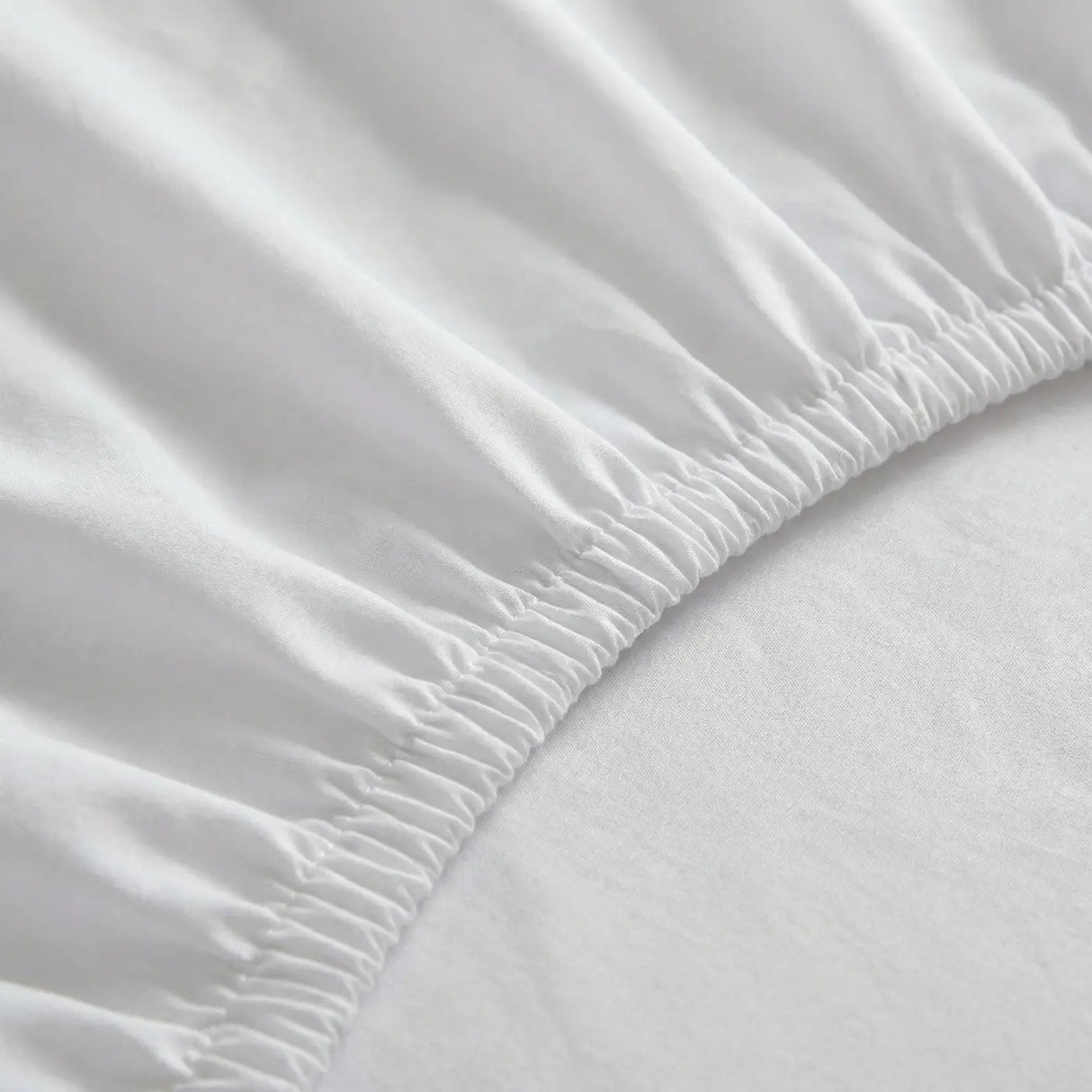 So Soft Microfibre Fitted Sheet 30cm Deep 2