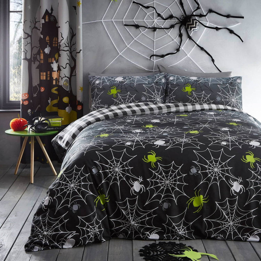 Spiders Grey Halloween Microfibre Duvet Cover Set