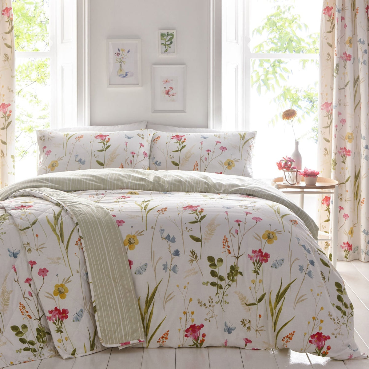 Spring Glade Floral Green Bedspread