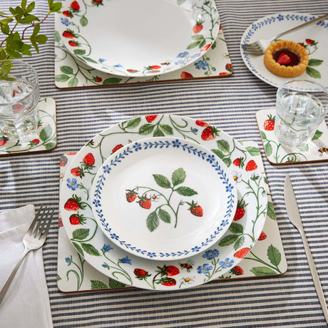 Ulster Weavers Strawberry Patch Porcelain Dinner Plate - Strawberry Patch Porcelain Side Plate In Green 2