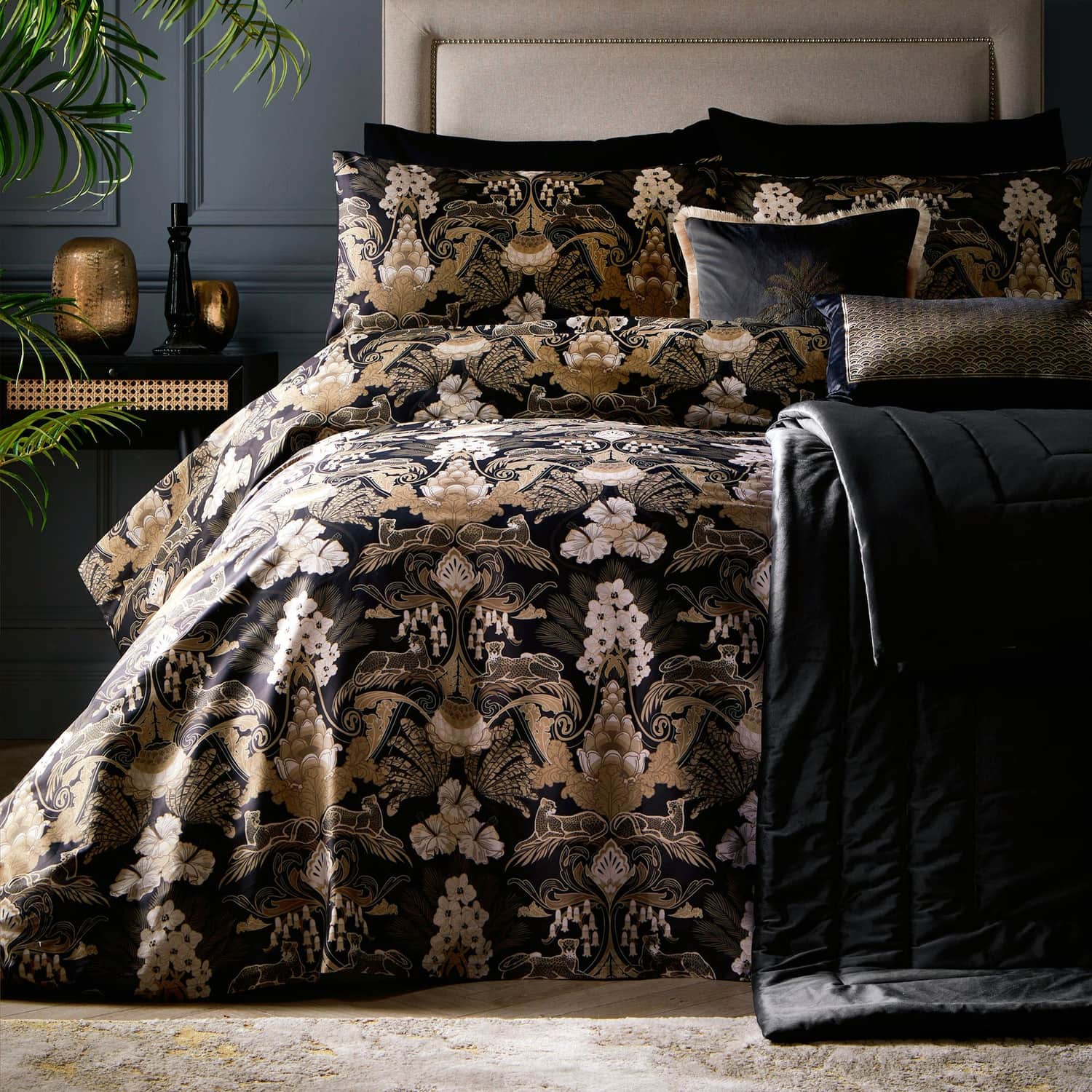 Laurence Llewelyn-Bowen Suburban Jungle Cotton Duvet Cover Set