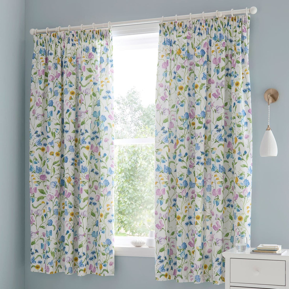 Sweetpea Floral Lilac 100% Cotton Pencil Pleat Curtains 66" x 72"