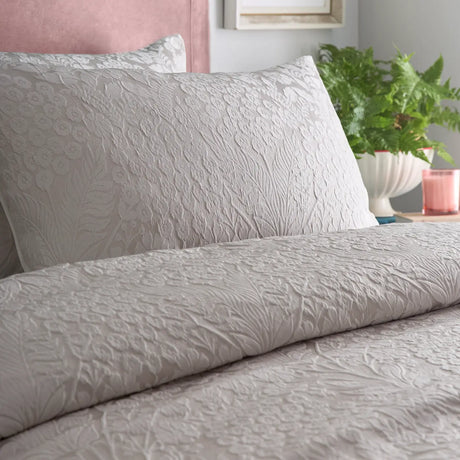 Toria Duvet Cover Set by Appletree