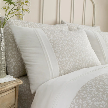 Tess Duvet Cover Set by D & D