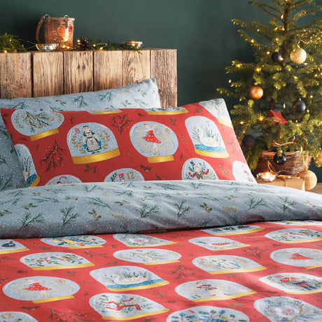 Twelve Days Duvet Cover Set by furn.