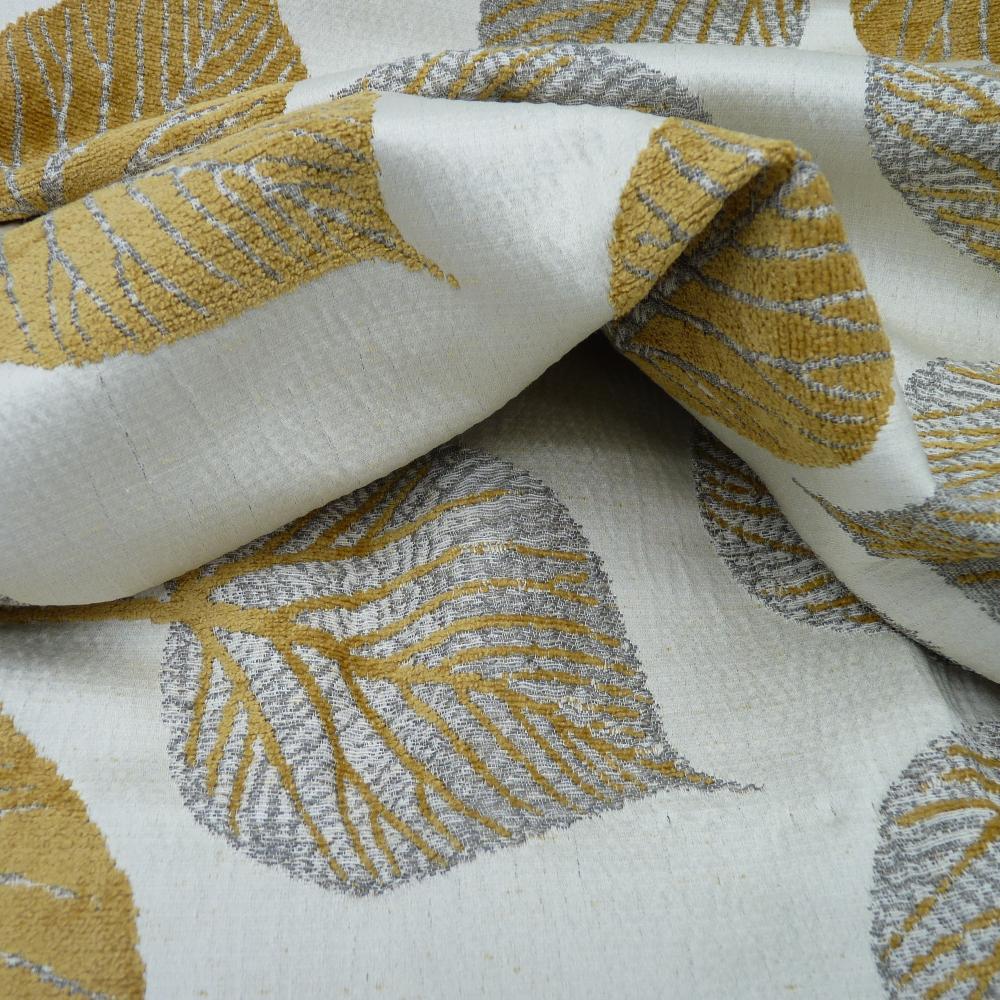 Tanomah Made to Measure Roman Blind Gold 3