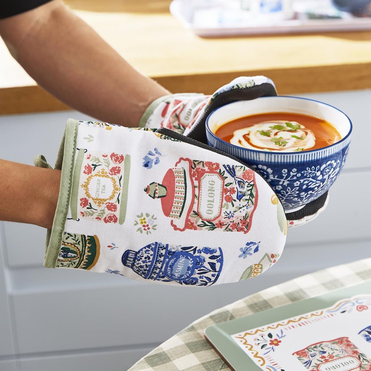 Ulster Weavers Tea Tins Cotton Microwave Mitts Pair