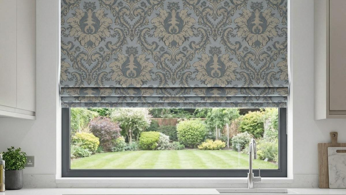 Tegola Made to Measure Roman Blind Duck Egg