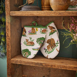 Ulster Weavers Thistlewood Floral Green Cotton Microwave Mitts Pair - Thistlewood Microwave Mitts Pair In Green 2