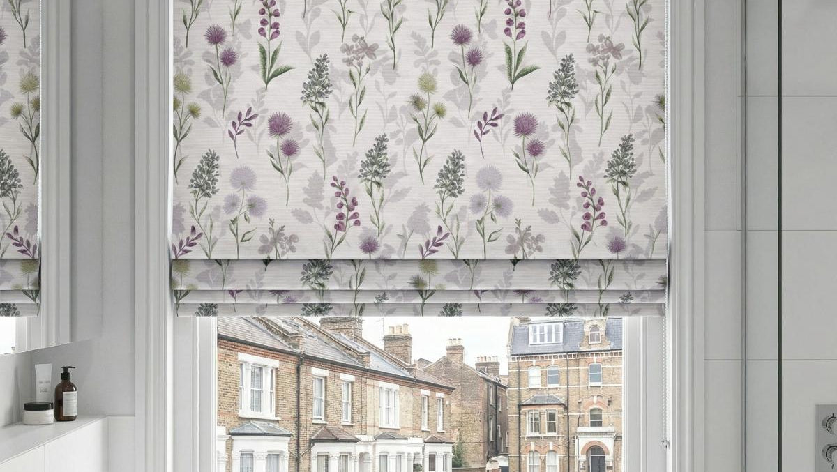 Toulon Made to Measure Roman Blind Mauve