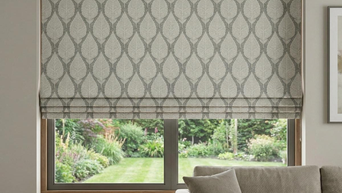 Treasure Made to Measure Roman Blind Chrome