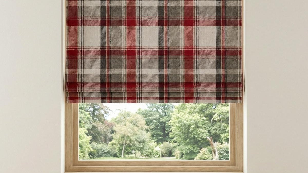 Trinity Made to Measure Roman Blind Rosso