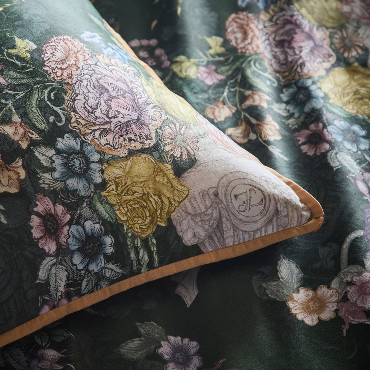 Laurence Llewelyn-Bowen Tuscan Holiday 200 Thread Count Cotton Duvet Cover Set - Tuscan Holiday Duvet Cover Set In Green 3