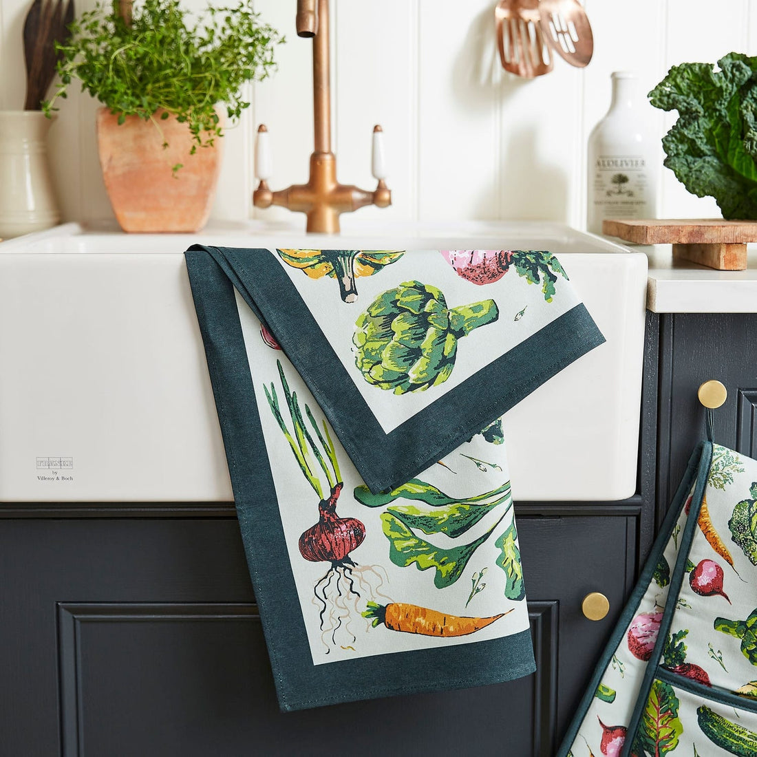 Ulster Weavers Vegetable Medley 100% Cotton Tea Towel