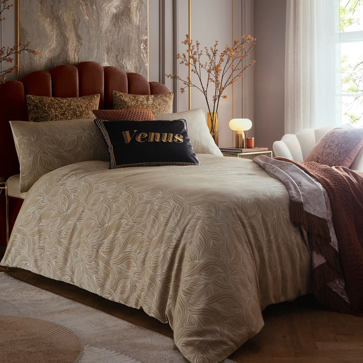 Laurence Llewelyn-Bowen Venus Grace Wave Motif Jacquard Duvet Cover Set - Venus Grace Duvet Cover Set In Natural 5