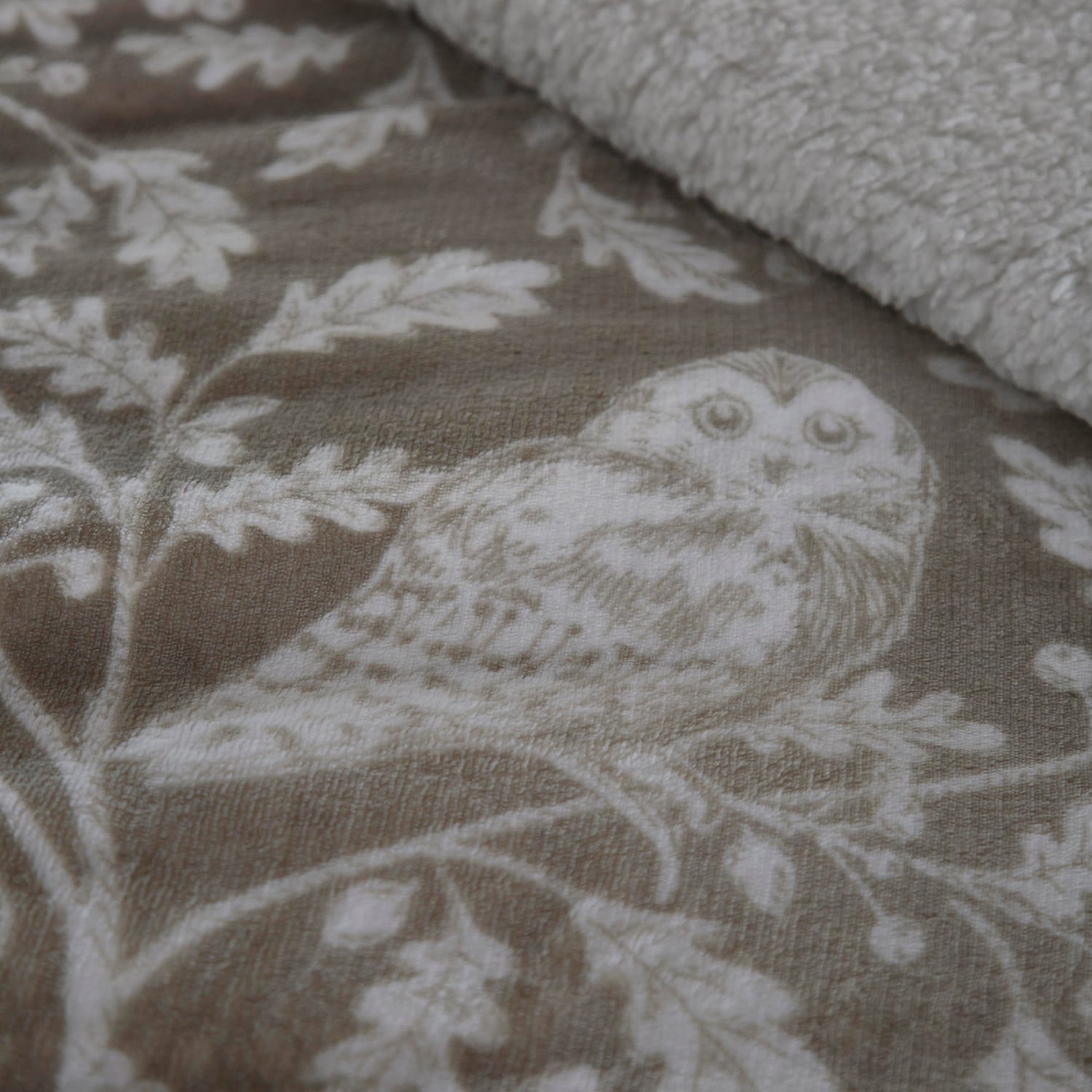 Woodland Owls Cosy Microfibre Duvet Cover Set - Natural - Woodland Owls Duvet Cover Set In Sage 3
