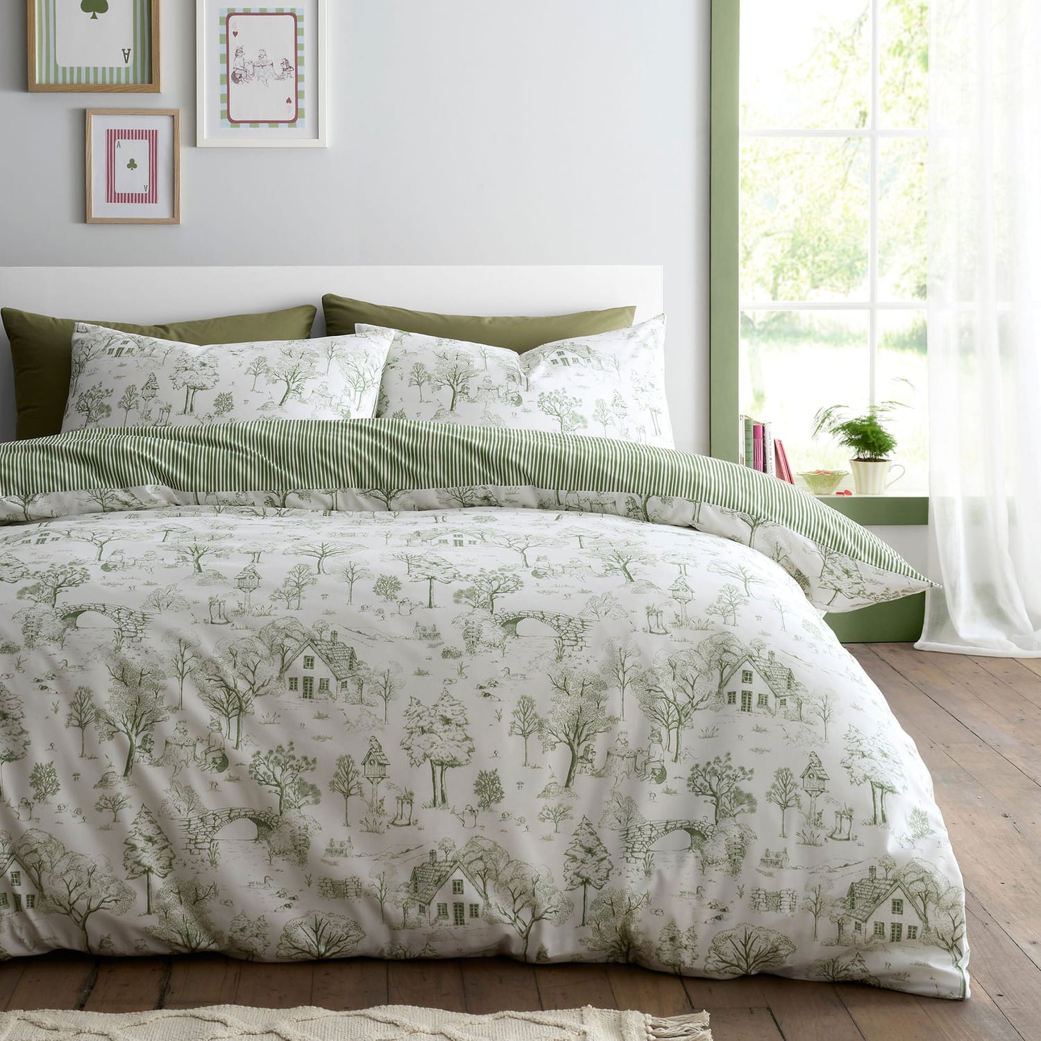 Woodland Toile Green Polycotton Duvet Cover Set