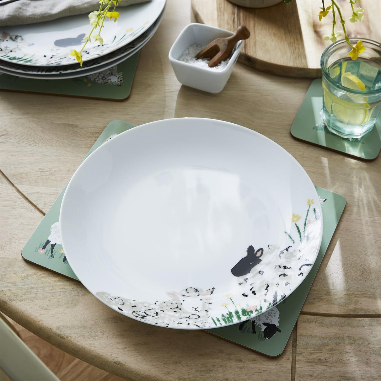 Ulster Weavers Woolly Sheep Cosy Porcelain Dinner Plate - Woolly Sheep Porcelain Dinner Plate In White 2