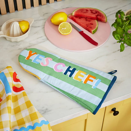 Ulster Weavers Yes Chef 100% Cotton Kitchen Textiles & Accessories - Yes Chef Gauntlet Oven Glove In Multicolour 2