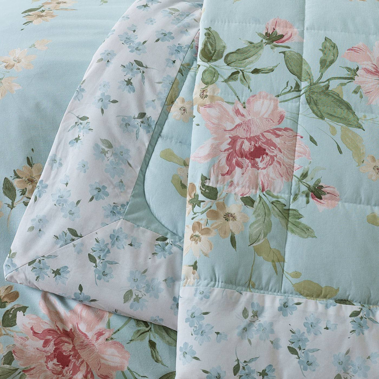 Catherine Lansfield Avebury Floral Reversible Quilted 220x230cm Bedspread Duck Egg Blue