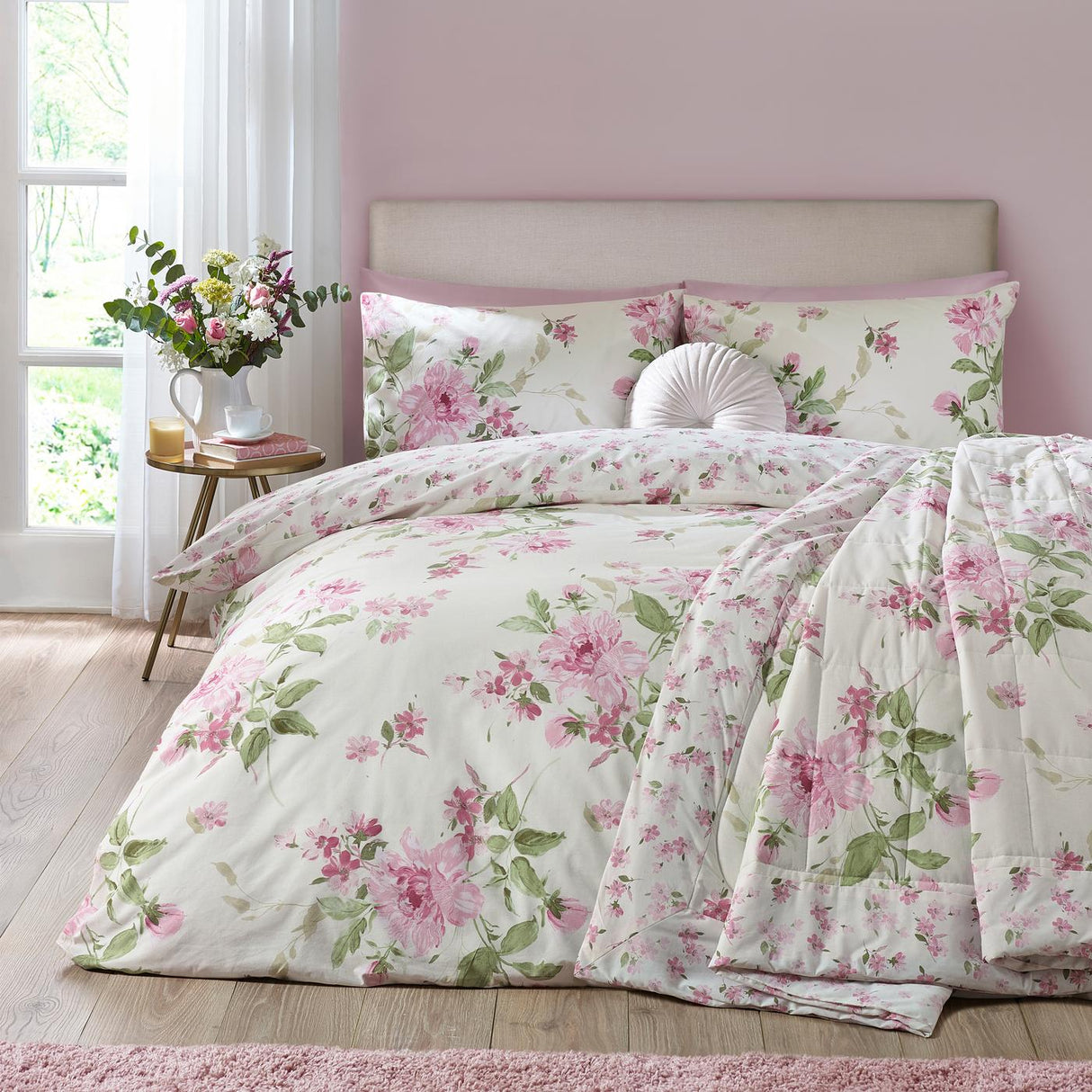 Catherine Lansfield Avebury Floral Reversible Duvet Cover Set with Pillowcase Cream