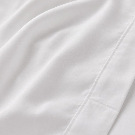 Macro close-up of the cotton fabric on the Baratta 100% Cotton White Duvet Cover Set