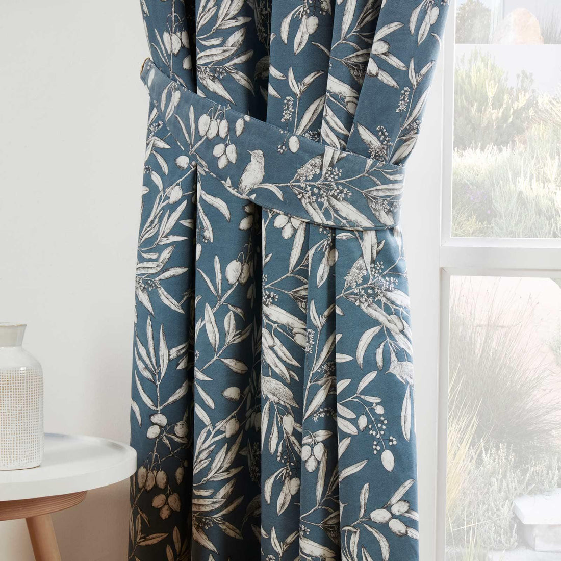 Aviary Tie Backs