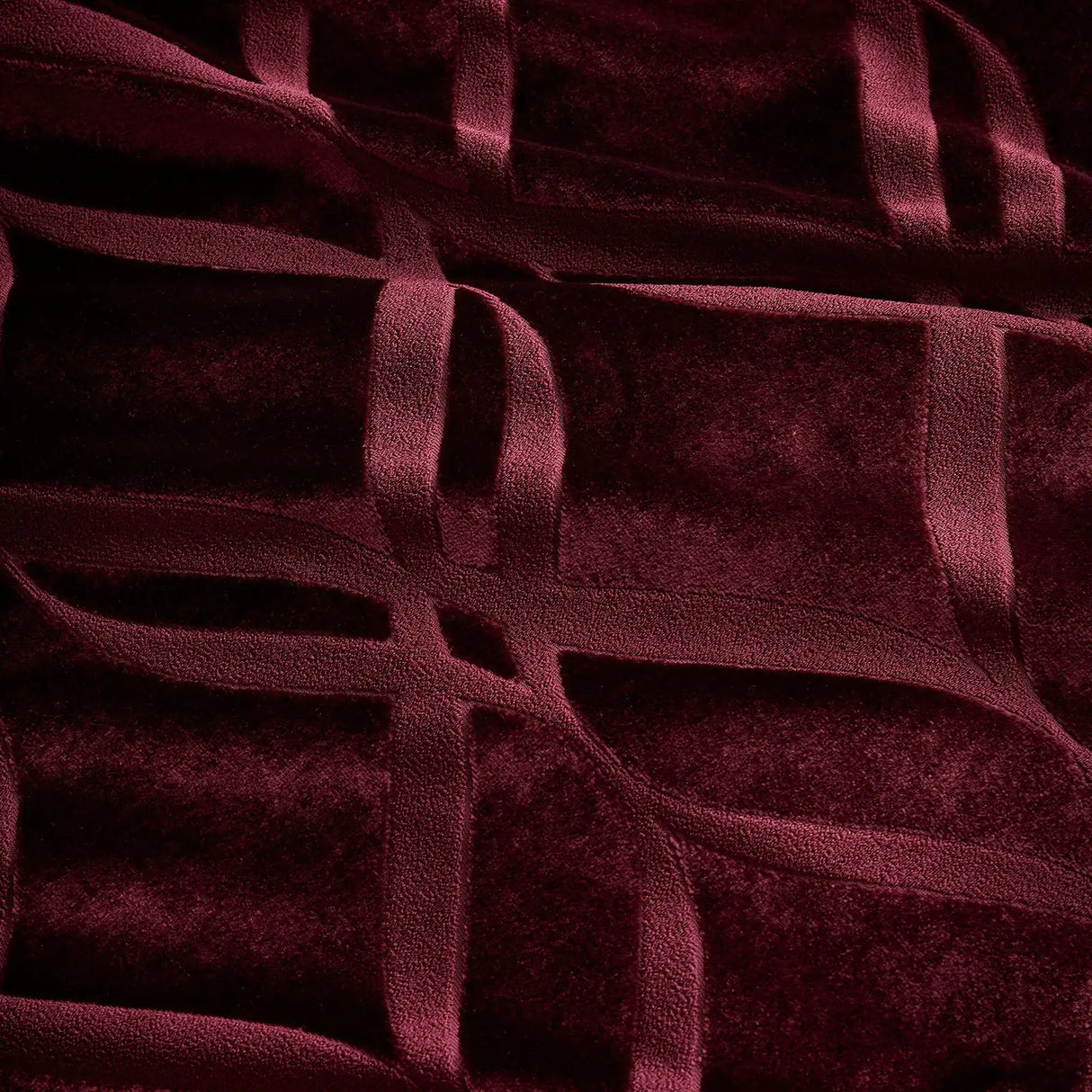 Belfort Berry Easy Care Duvet Cover Set - product image 3
