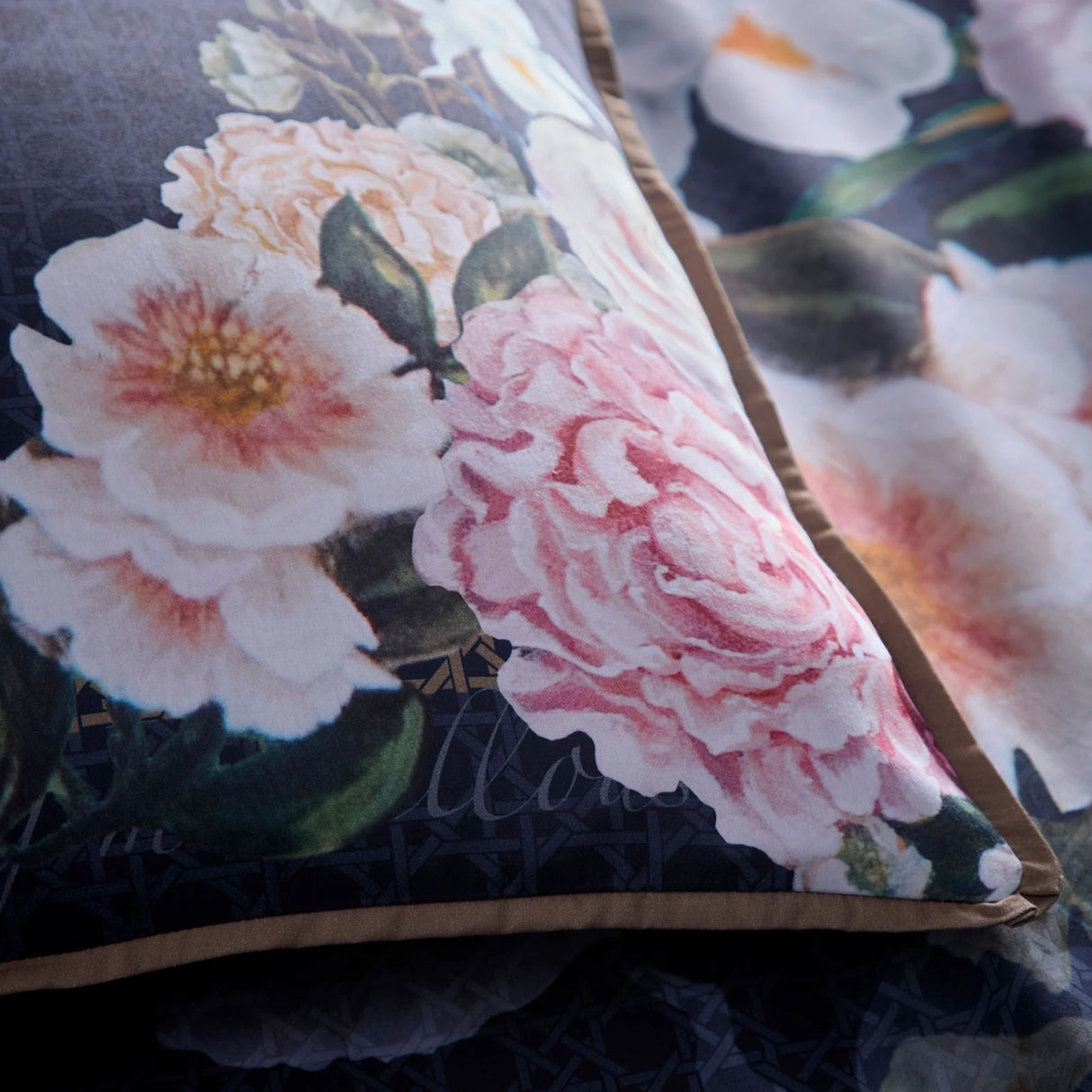 Bouquet List Navy 100% Cotton Duvet Cover Set - product image 3