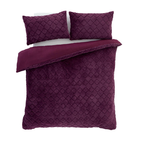 Cosy Diamond Duvet Cover Set by Catherine Lansfield