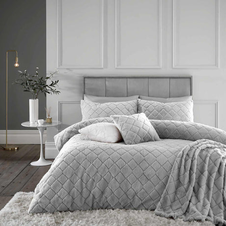 Cosy Diamond Duvet Cover Set by Catherine Lansfield