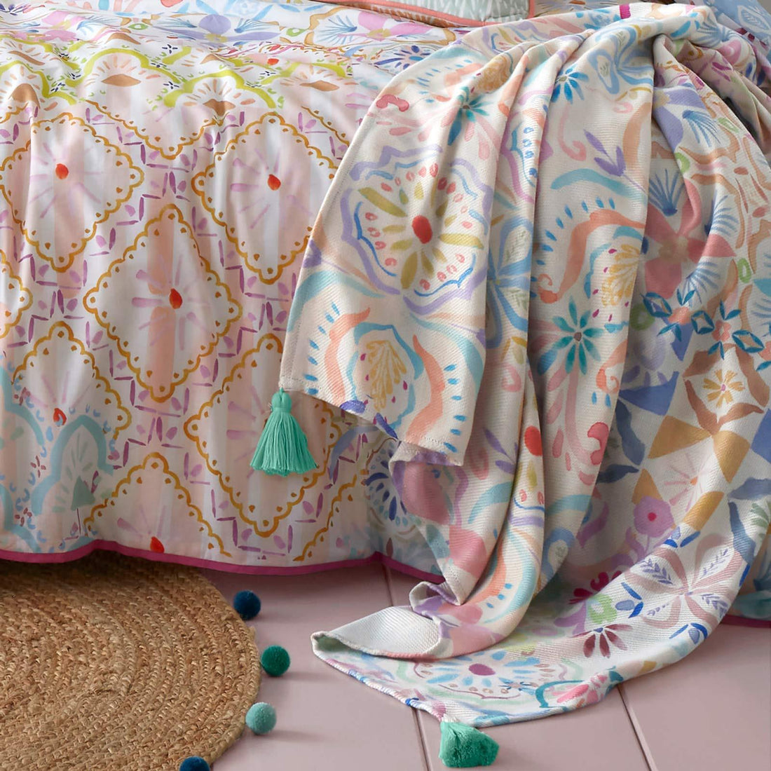Casablanca Soft Woven Decorative Throw Blanket