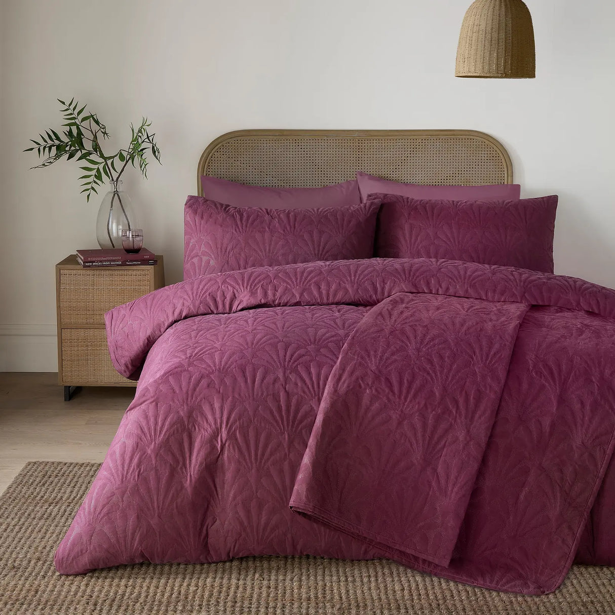 Cavali Berry Bedspread 200cm x 230cm - product image 3