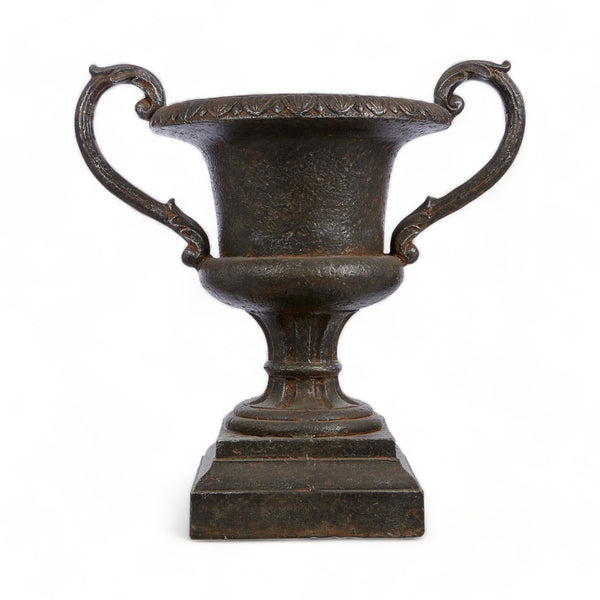 Textured Fibreglass Antique Style Decorative Urn