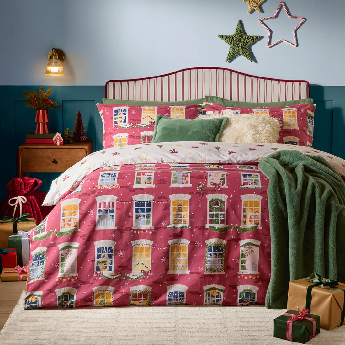 Christmas Eve Reversible Polycotton Duvet Cover Set