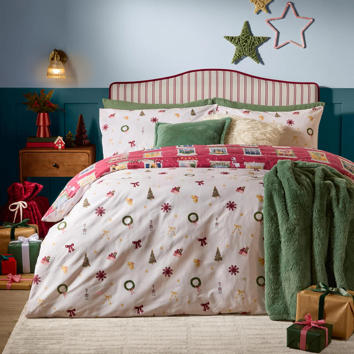 Christmas Eve Reversible Duvet Cover Set image 2