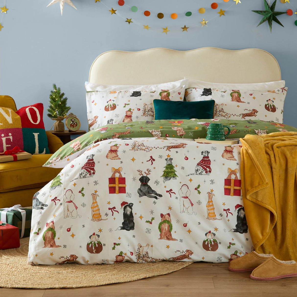 Christmas Pawty Reversible Duvet Cover Set image 2