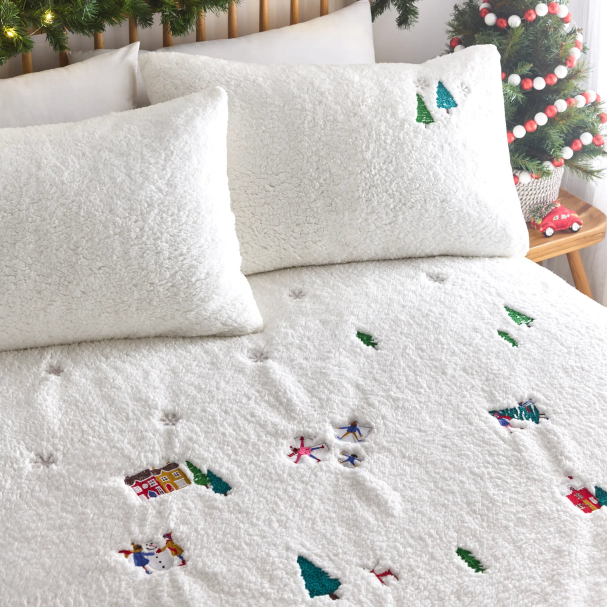 Christmas Together Embroidered Fleece Duvet Cover Set Snow - image 3