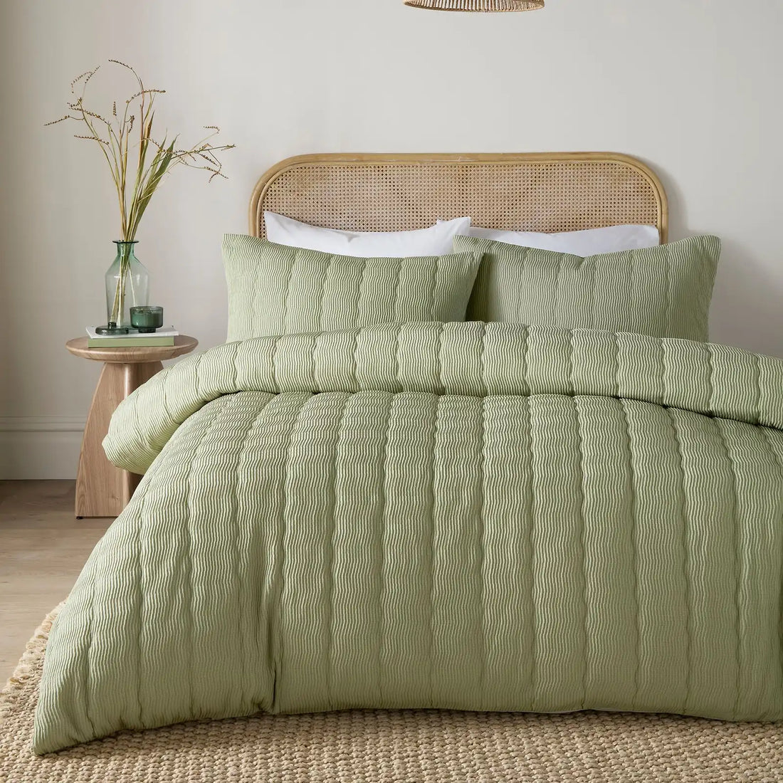 Crinkle Wave Green Easy Care Duvet Cover Set