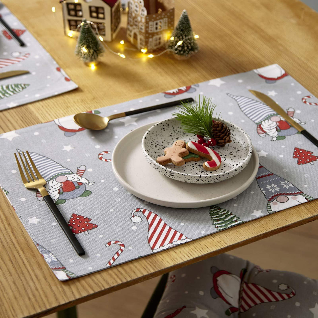 Catherine Lansfield Christmas Gnomes Festive Placemat 4 Pack