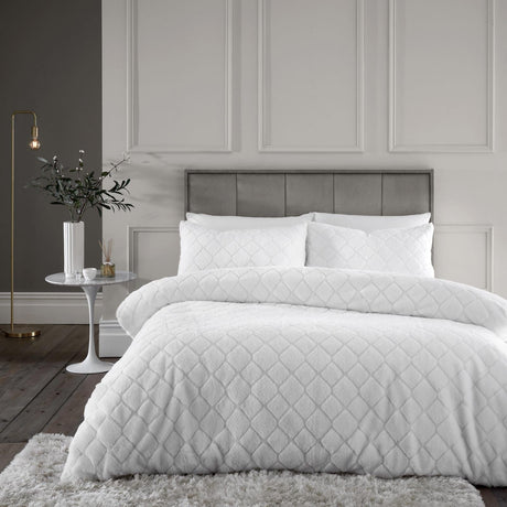 Catherine Lansfield Cosy Diamond Geometric Duvet Cover Set - White