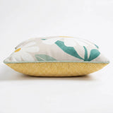 Daisy Water Resistant Outdoor Filled Cushion / Cushion Cover 43cm x 43cm 2