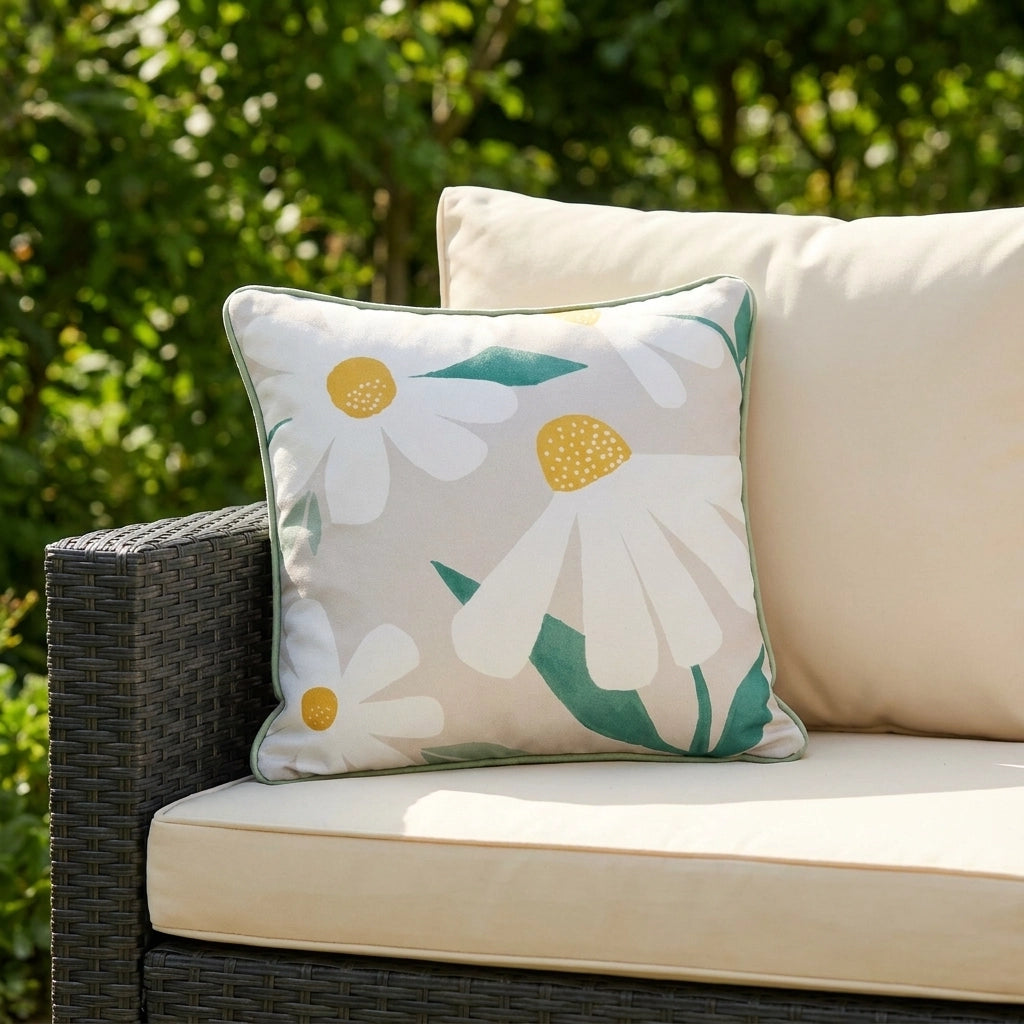 Daisy Water Resistant Outdoor Filled Cushion / Cushion Cover 43cm x 43cm 1