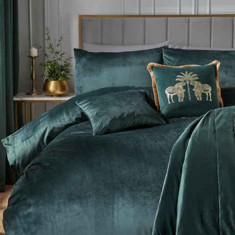 Montrose Velvet Duvet Cover Set by Laurence Llewelyn-Bowen